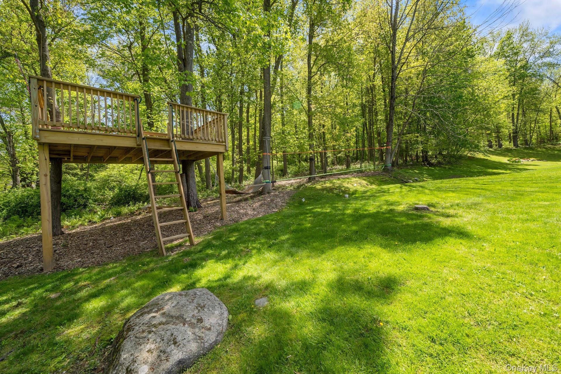 52 Lake Road
