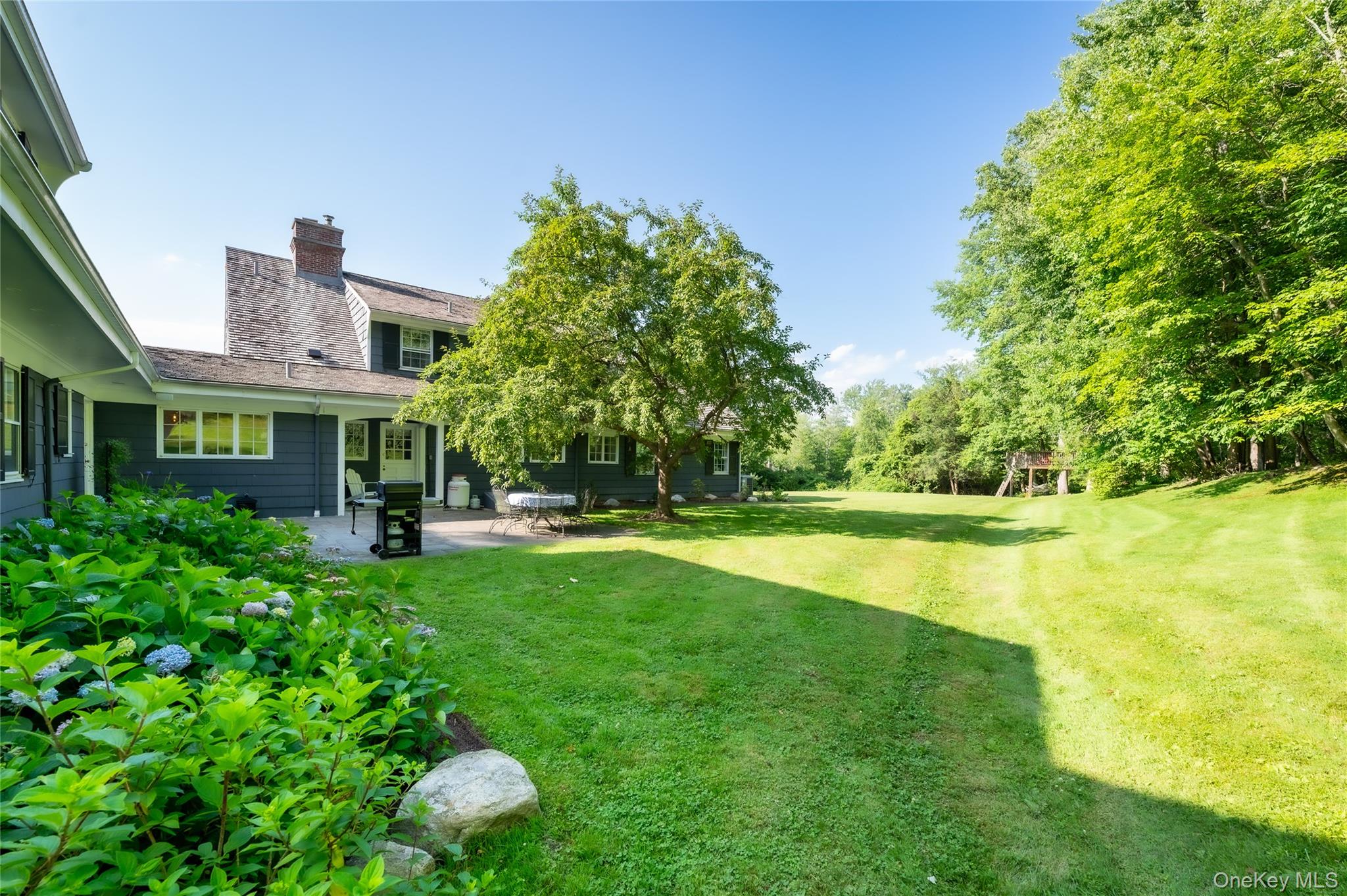 52 Lake Road