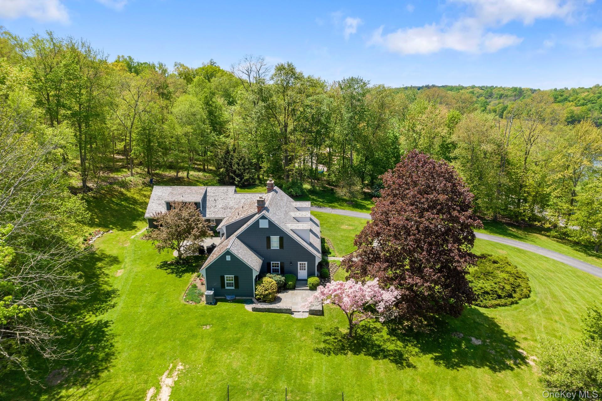 52 Lake Road