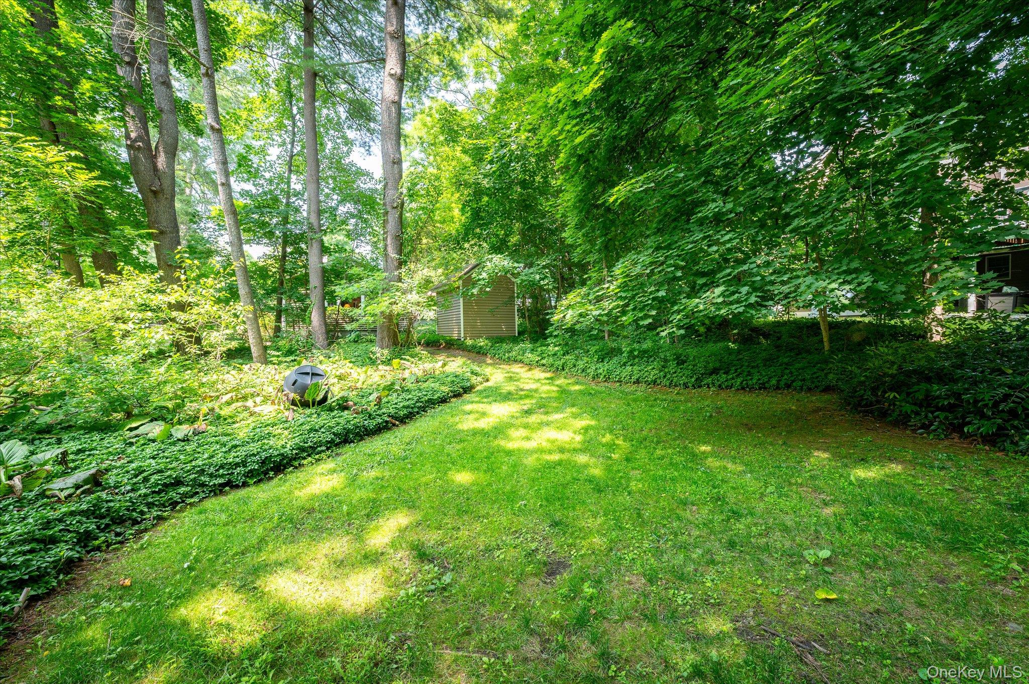 12 Lakeview Drive