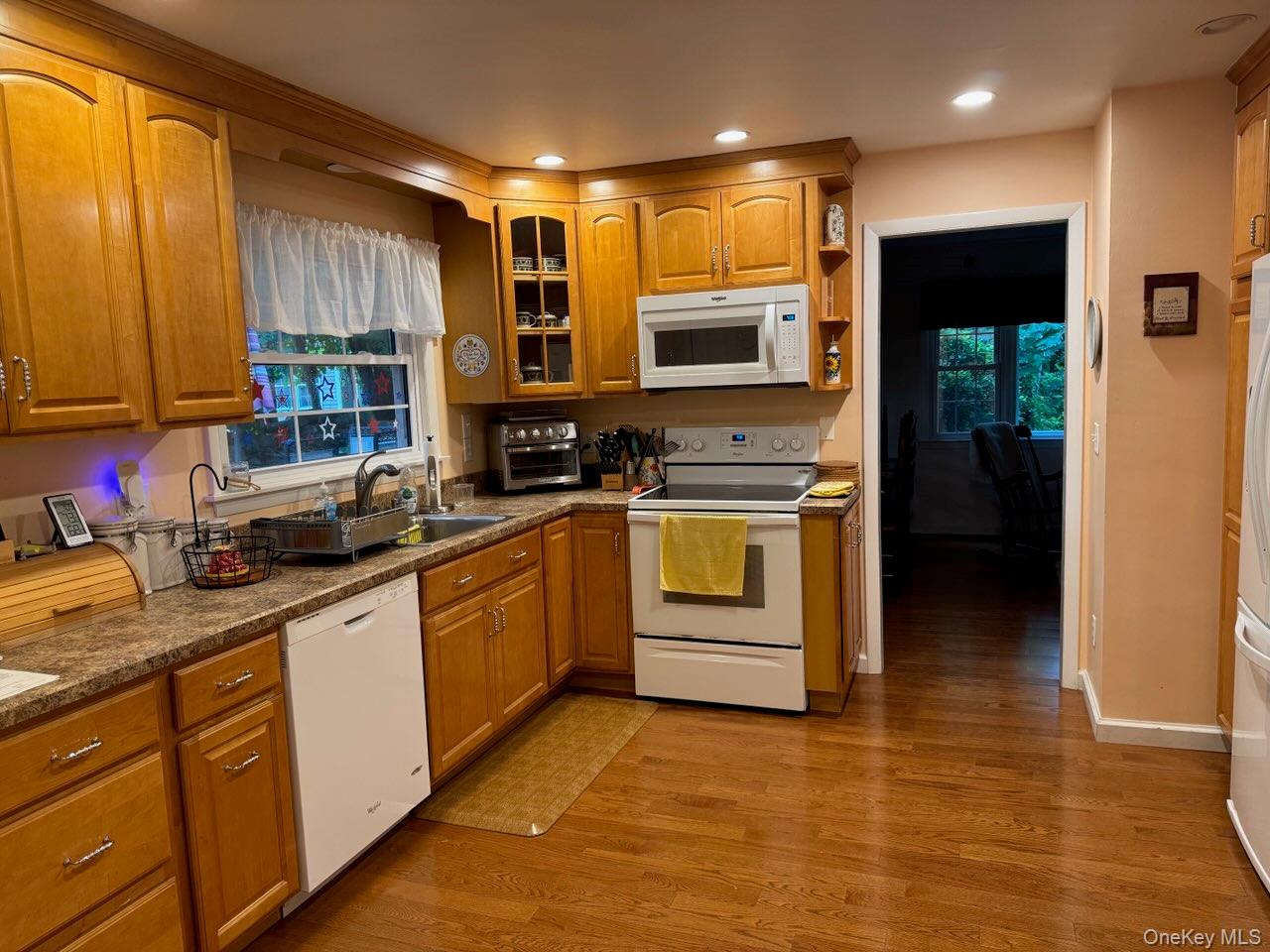 12 Lakeview Drive