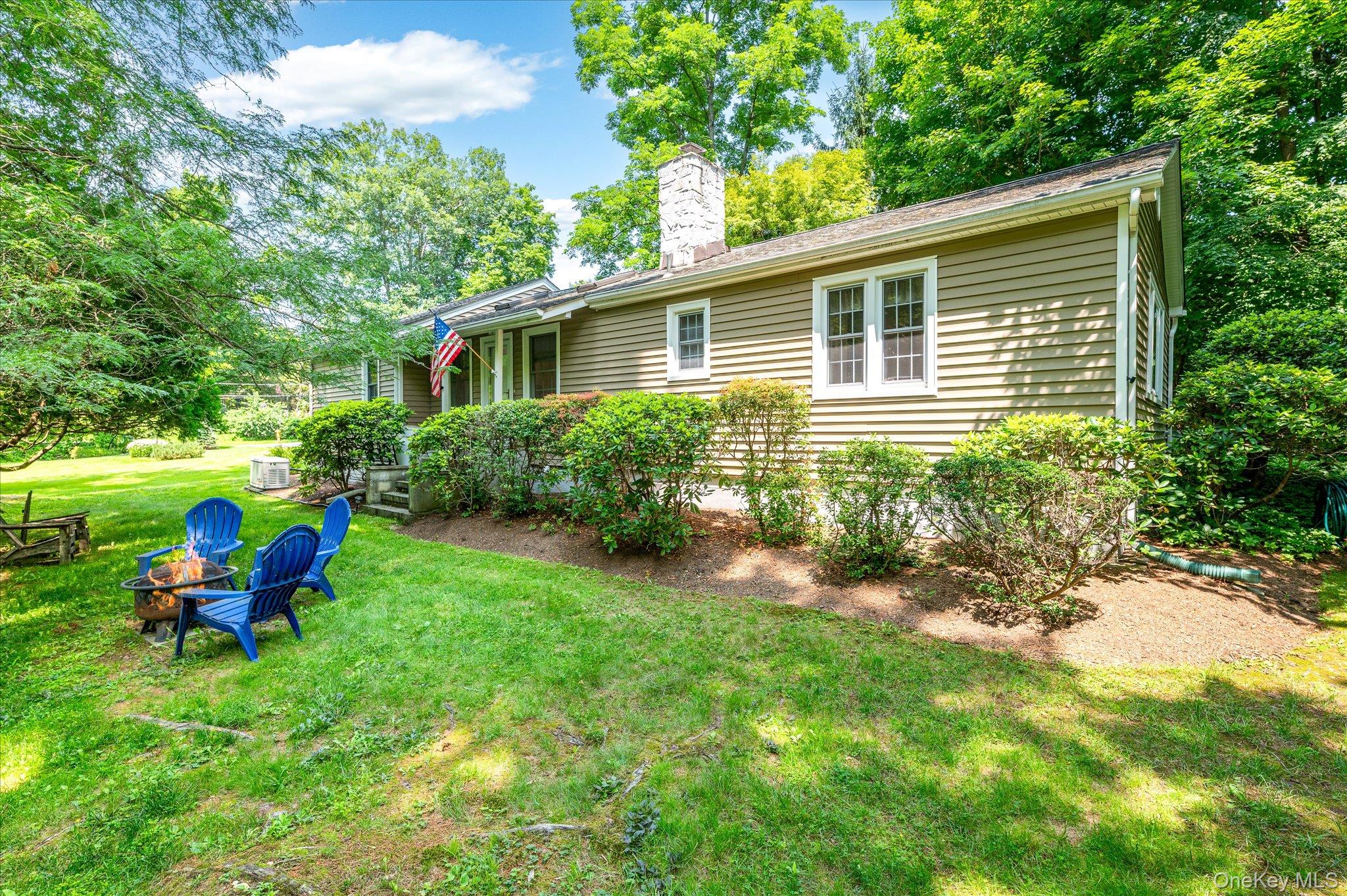 12 Lakeview Drive