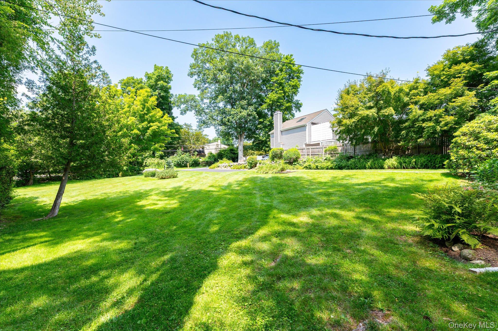 12 Lakeview Drive