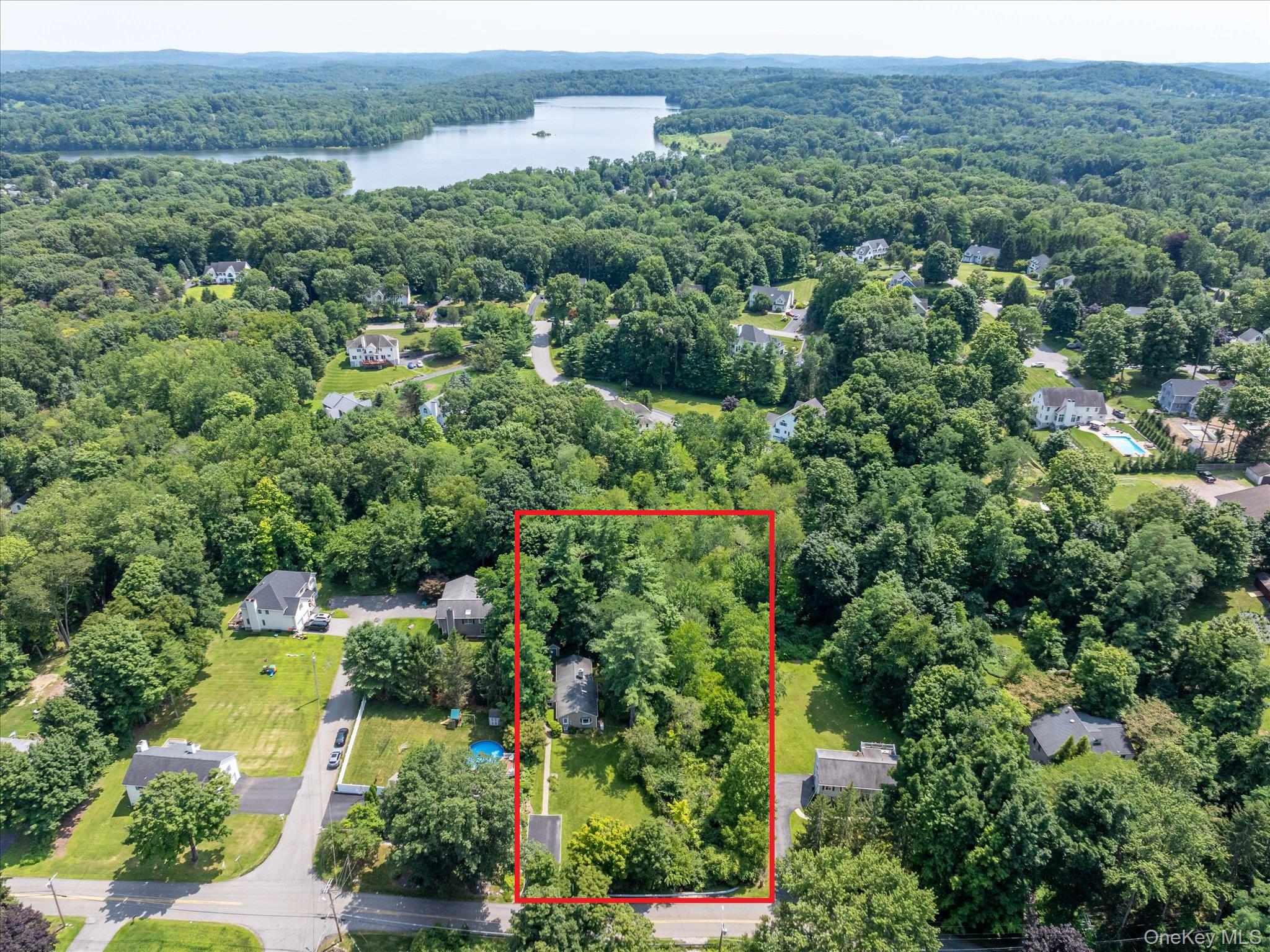 12 Lakeview Drive