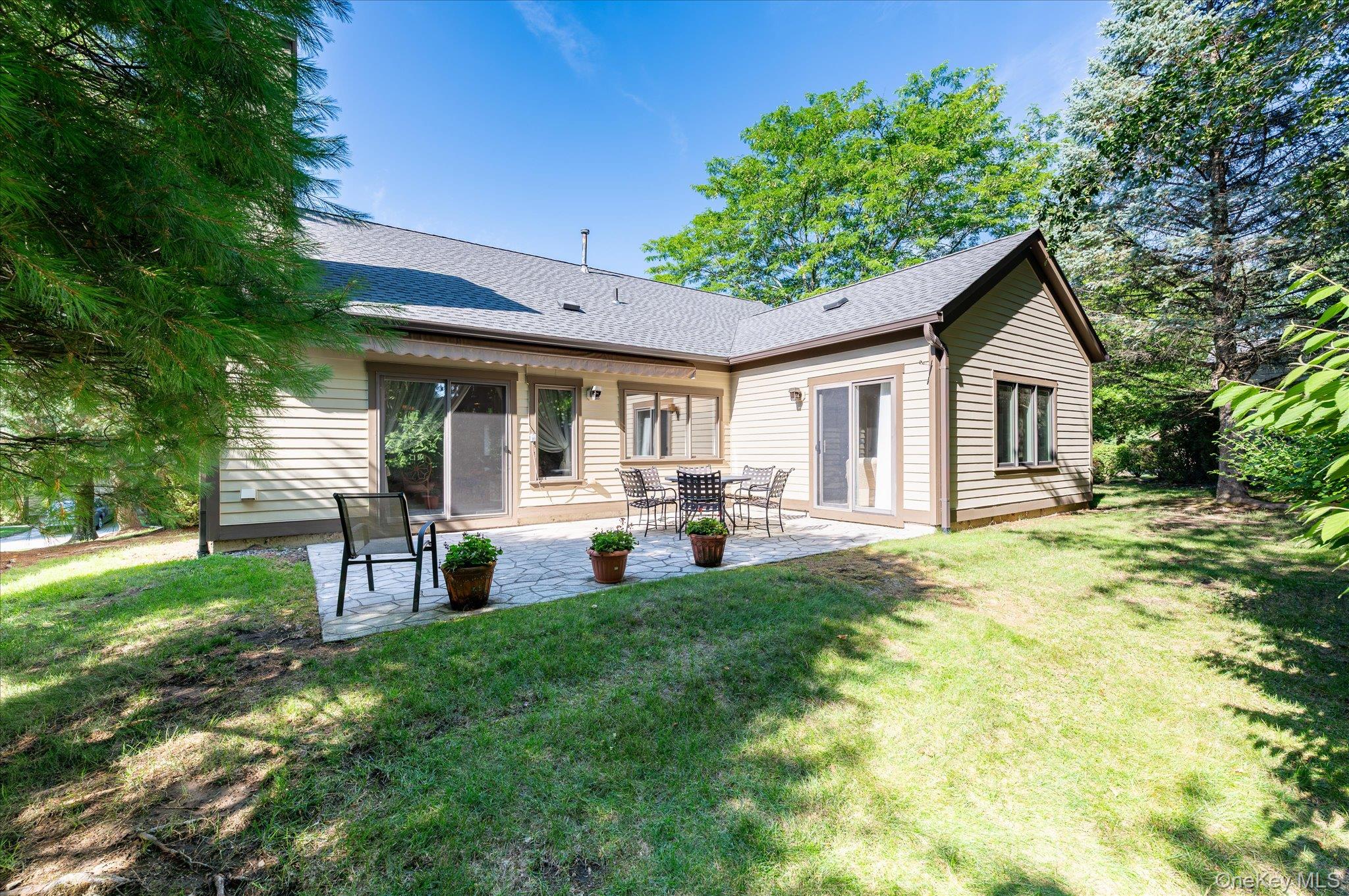 813 Heritage Hills