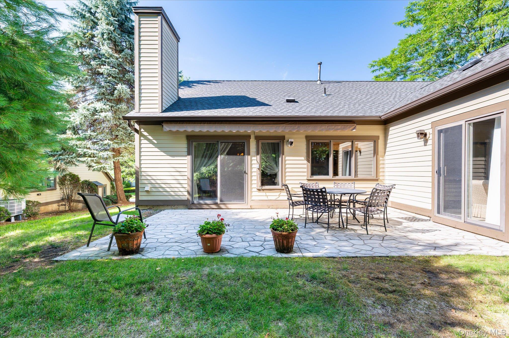 813 Heritage Hills