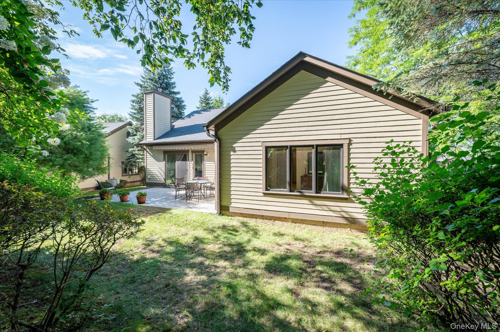 813 Heritage Hills