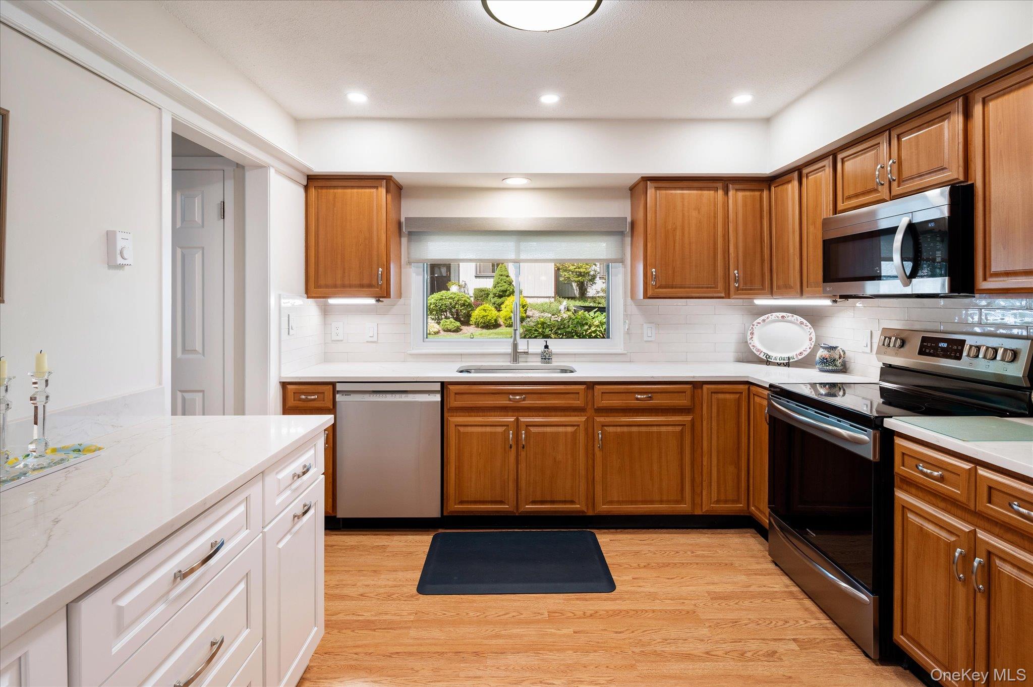 332 Heritage Hills Unit: B