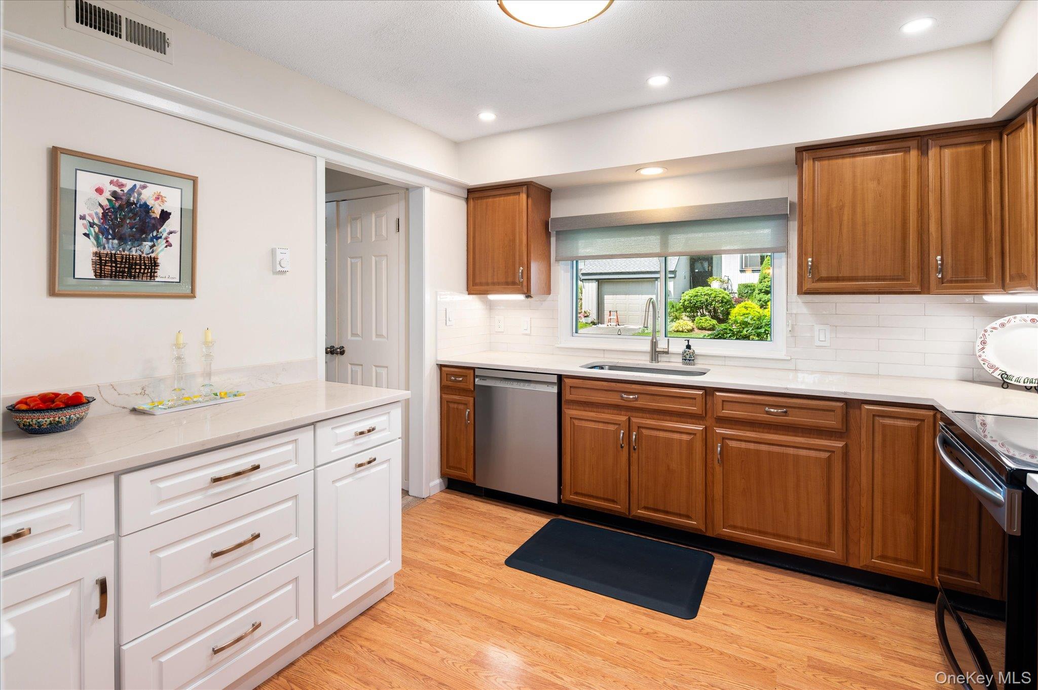 332 Heritage Hills Unit: B