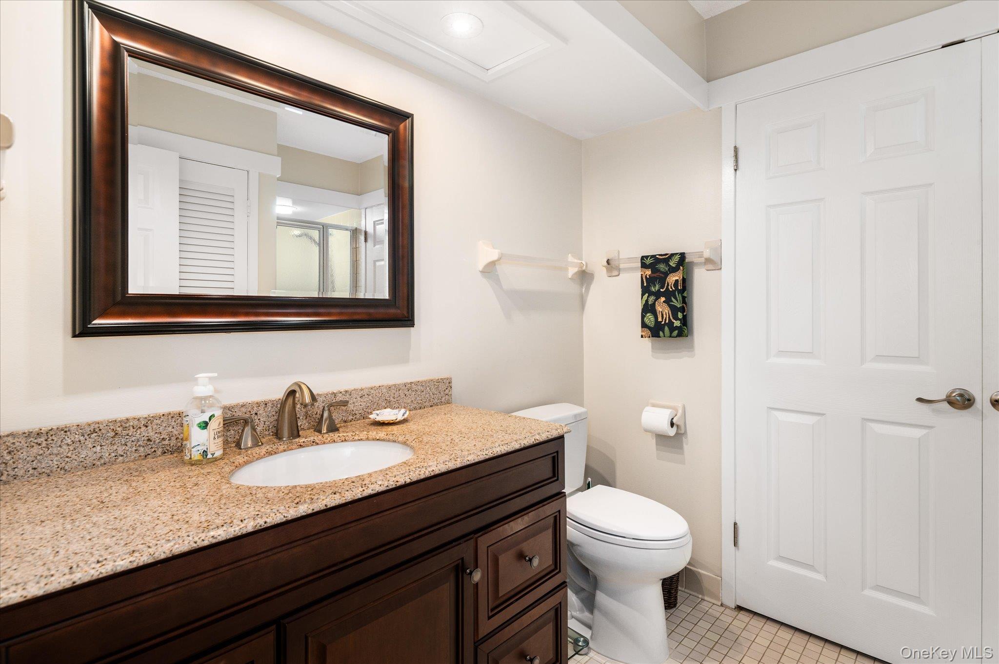 332 Heritage Hills Unit: B