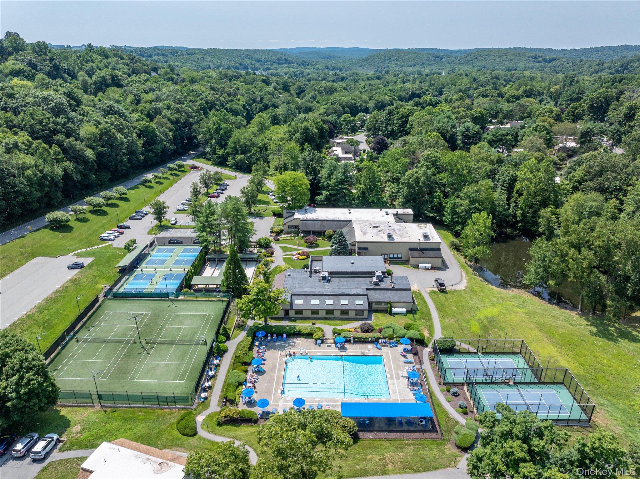 332 Heritage Hills Unit: B