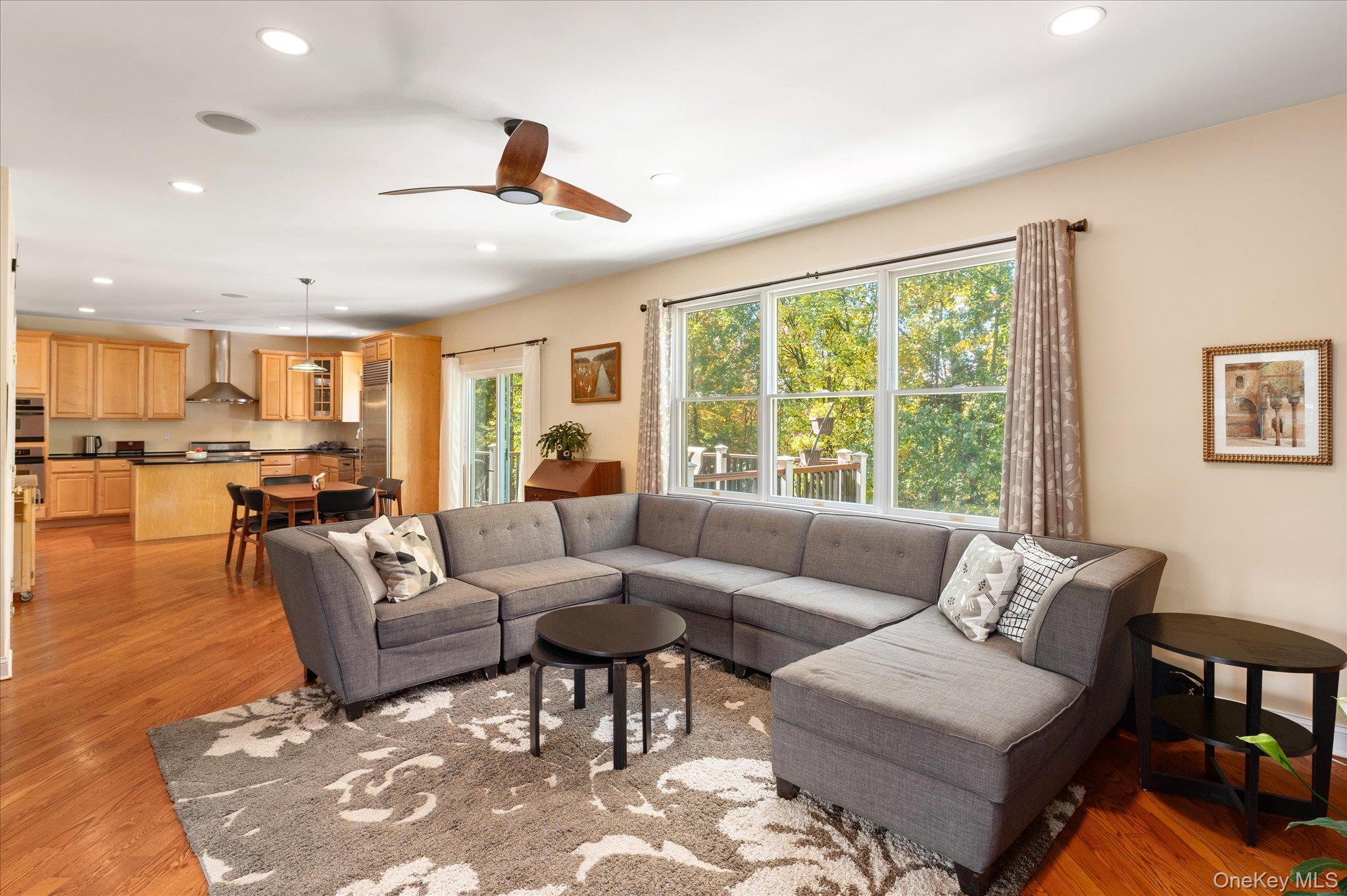 4 Harris Court