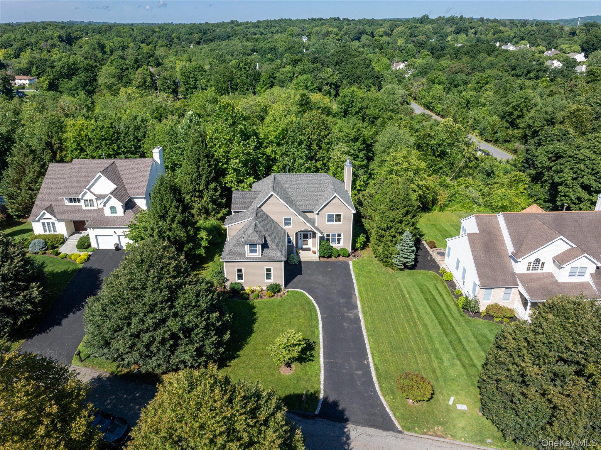4 Harris Court