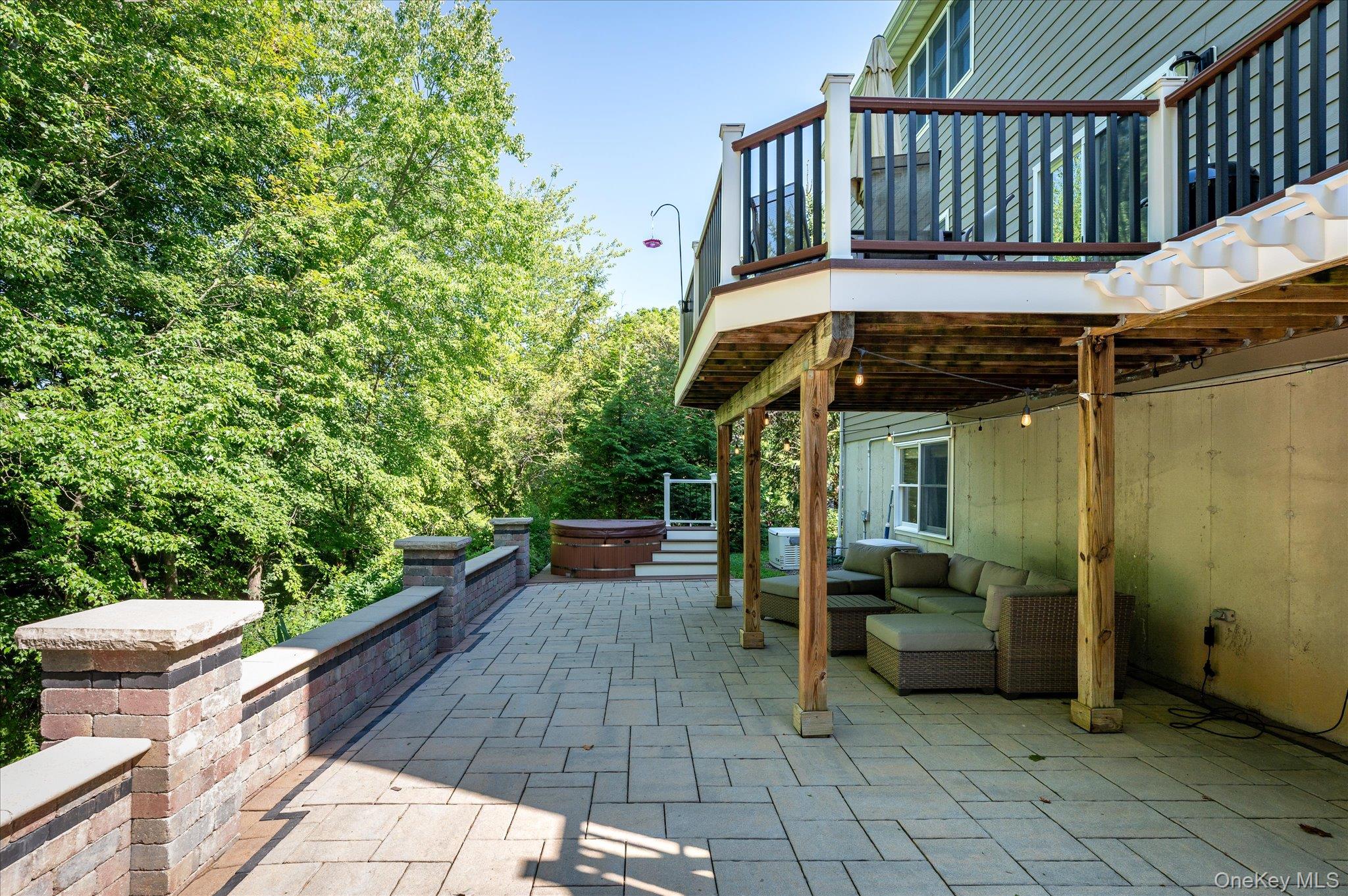 4 Harris Court