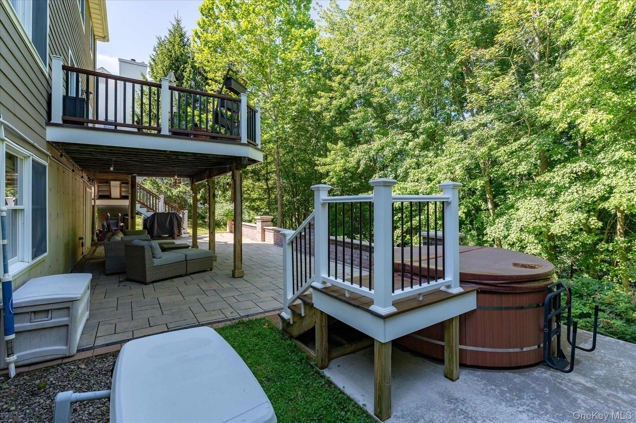 4 Harris Court