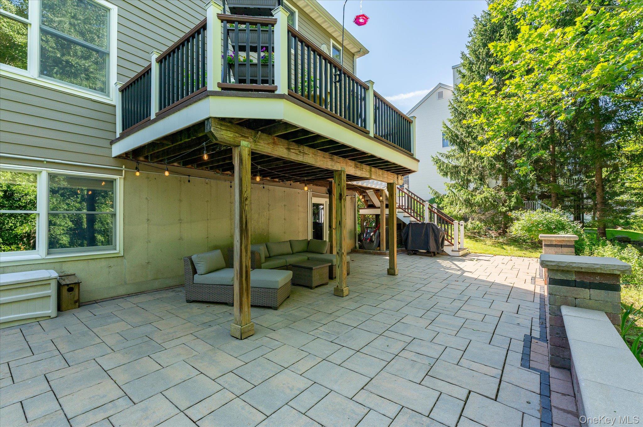 4 Harris Court