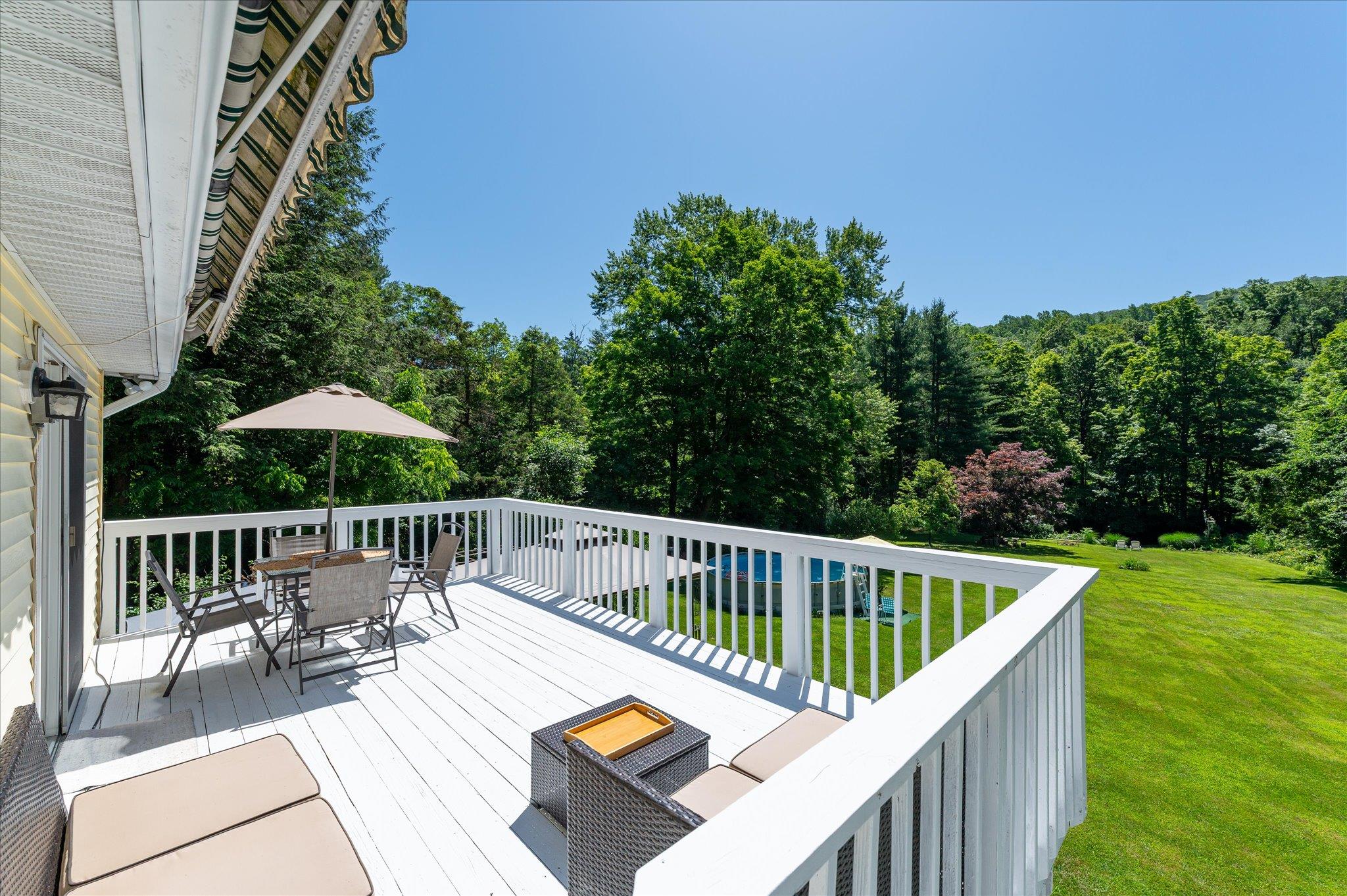 542 Peekskill Hollow Road
