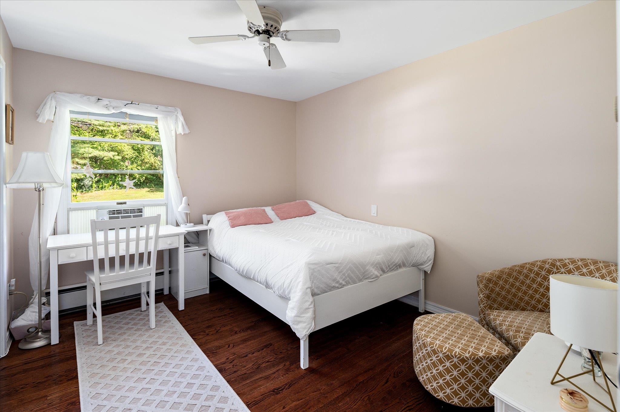 542 Peekskill Hollow Road