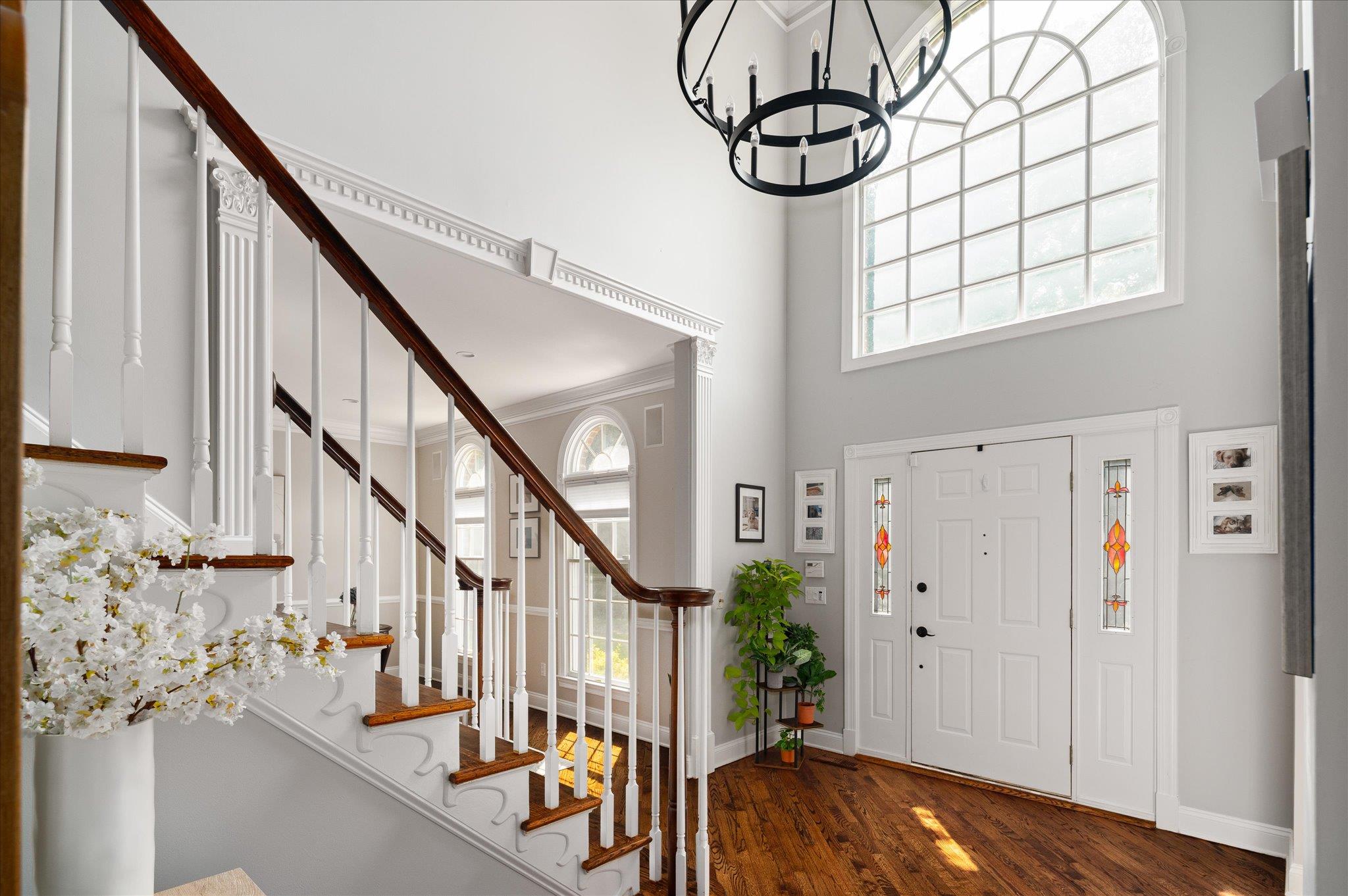 11 Mathews Lane
