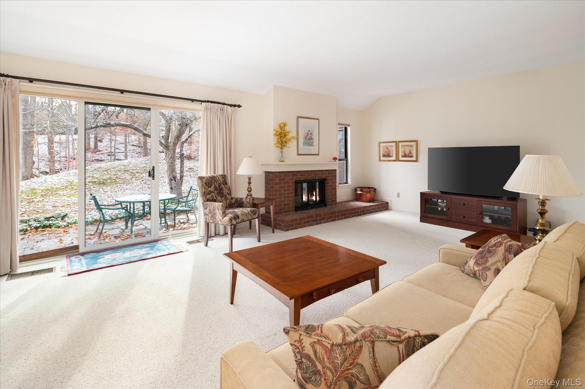 262 Heritage Hills Unit: B