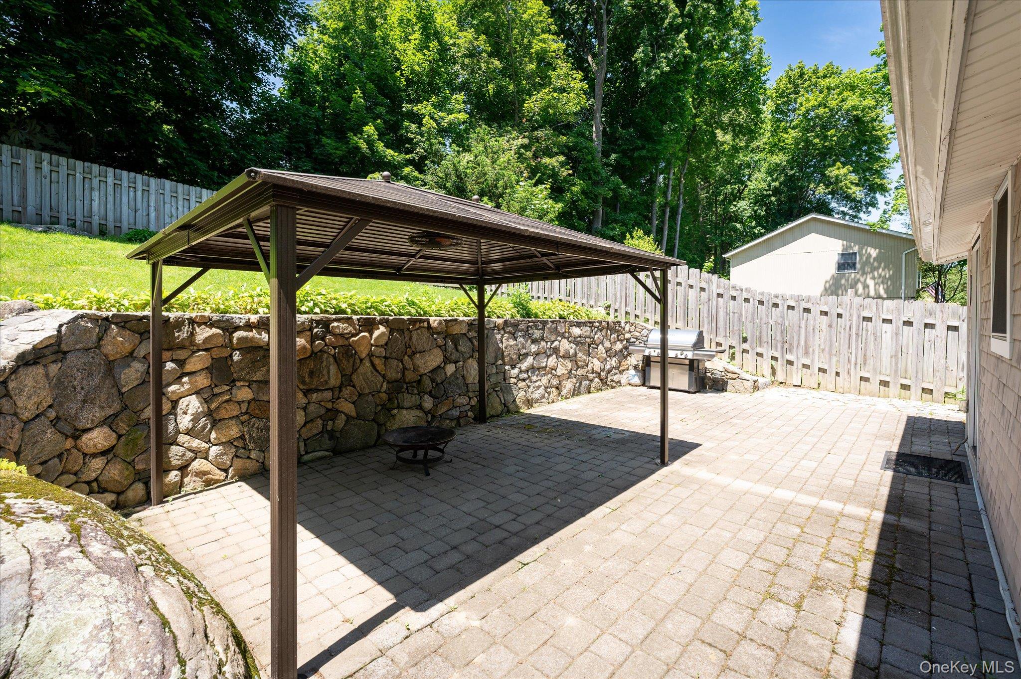 47 Tonetta Lake Way