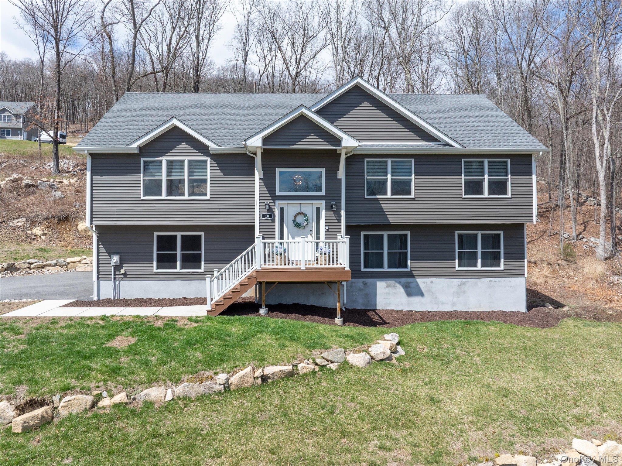 10 Eagle Hill Road