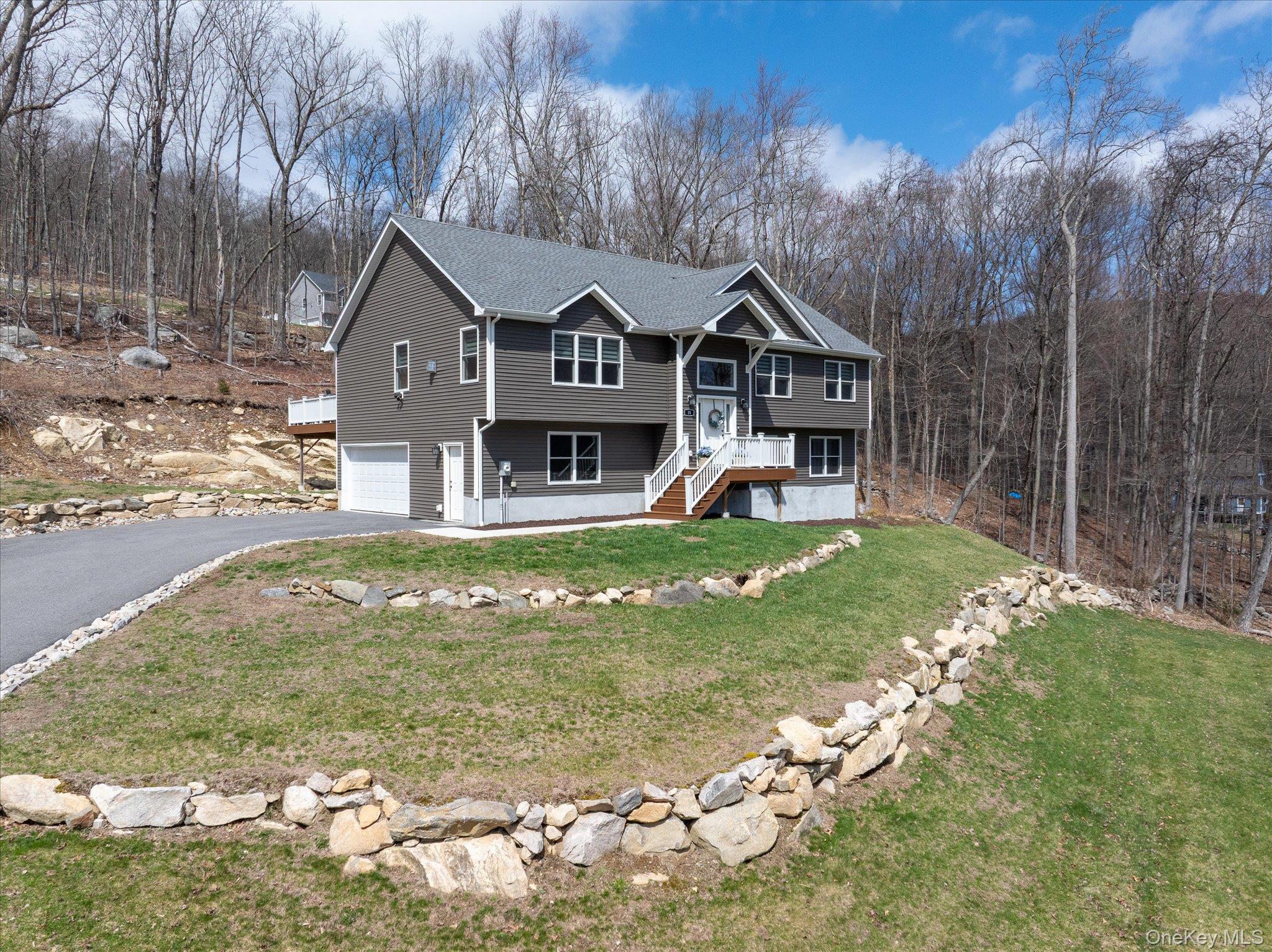 10 Eagle Hill Road