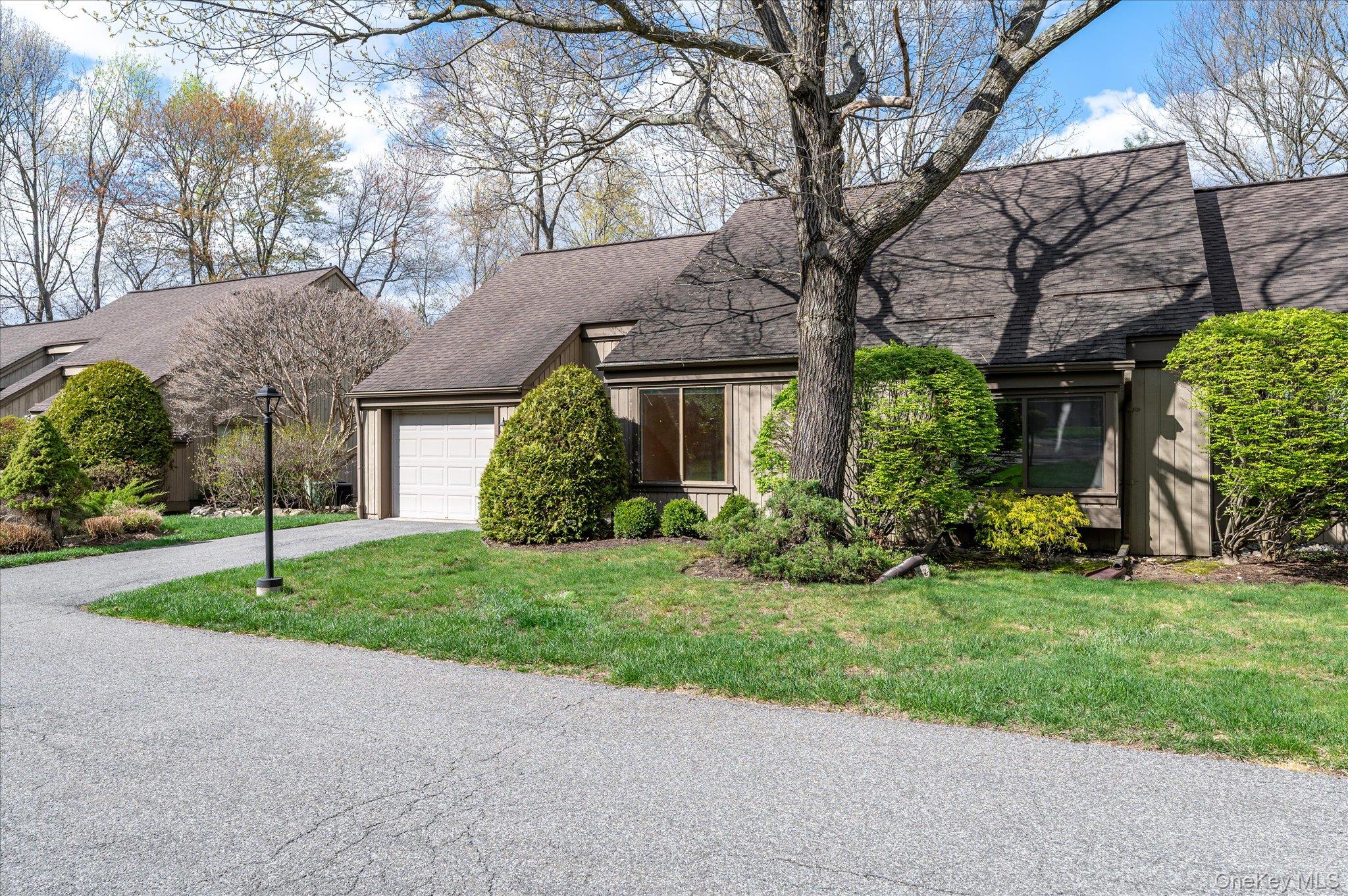 371 Heritage Hills Unit: A