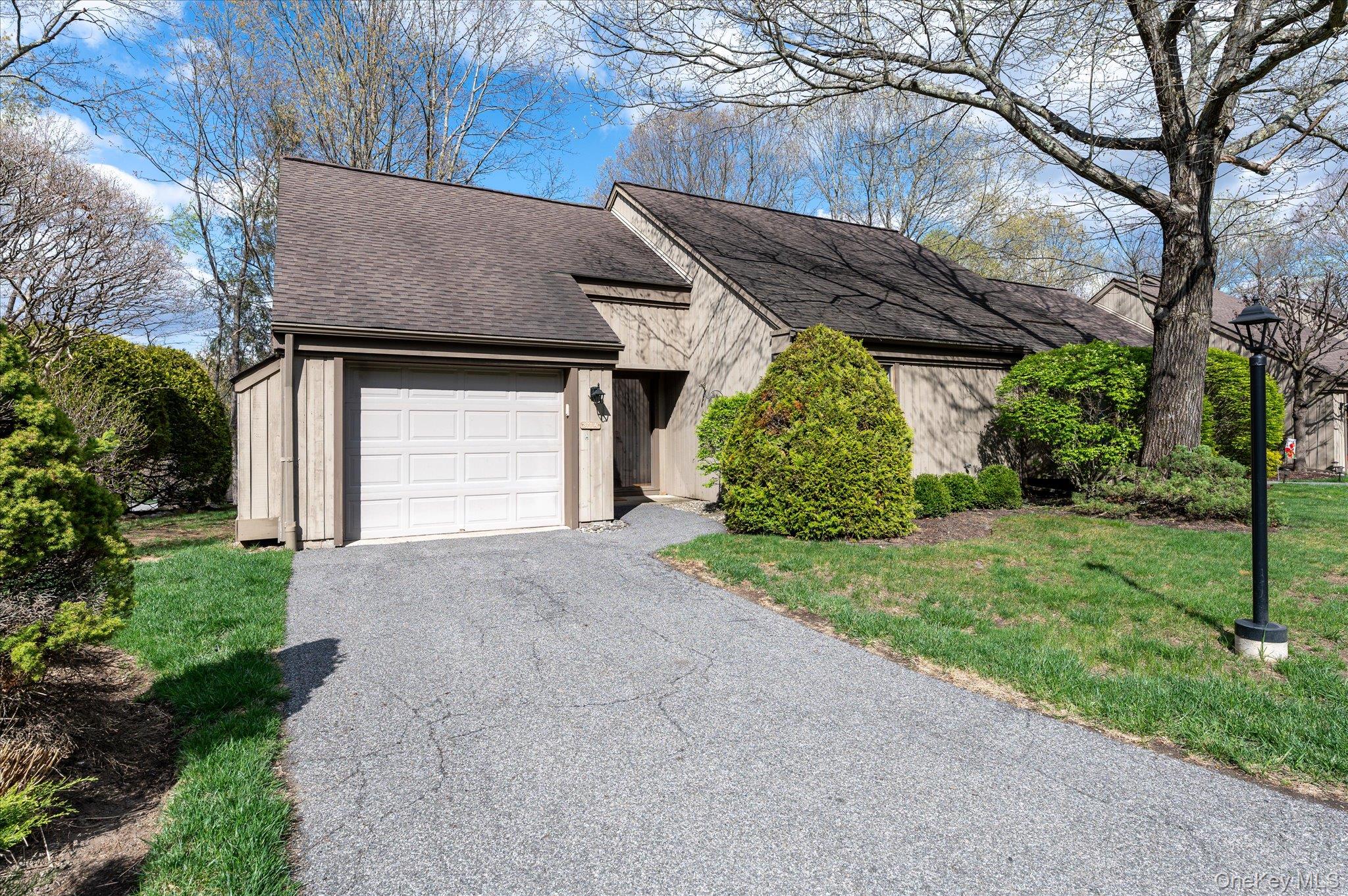 371 Heritage Hills Unit: A