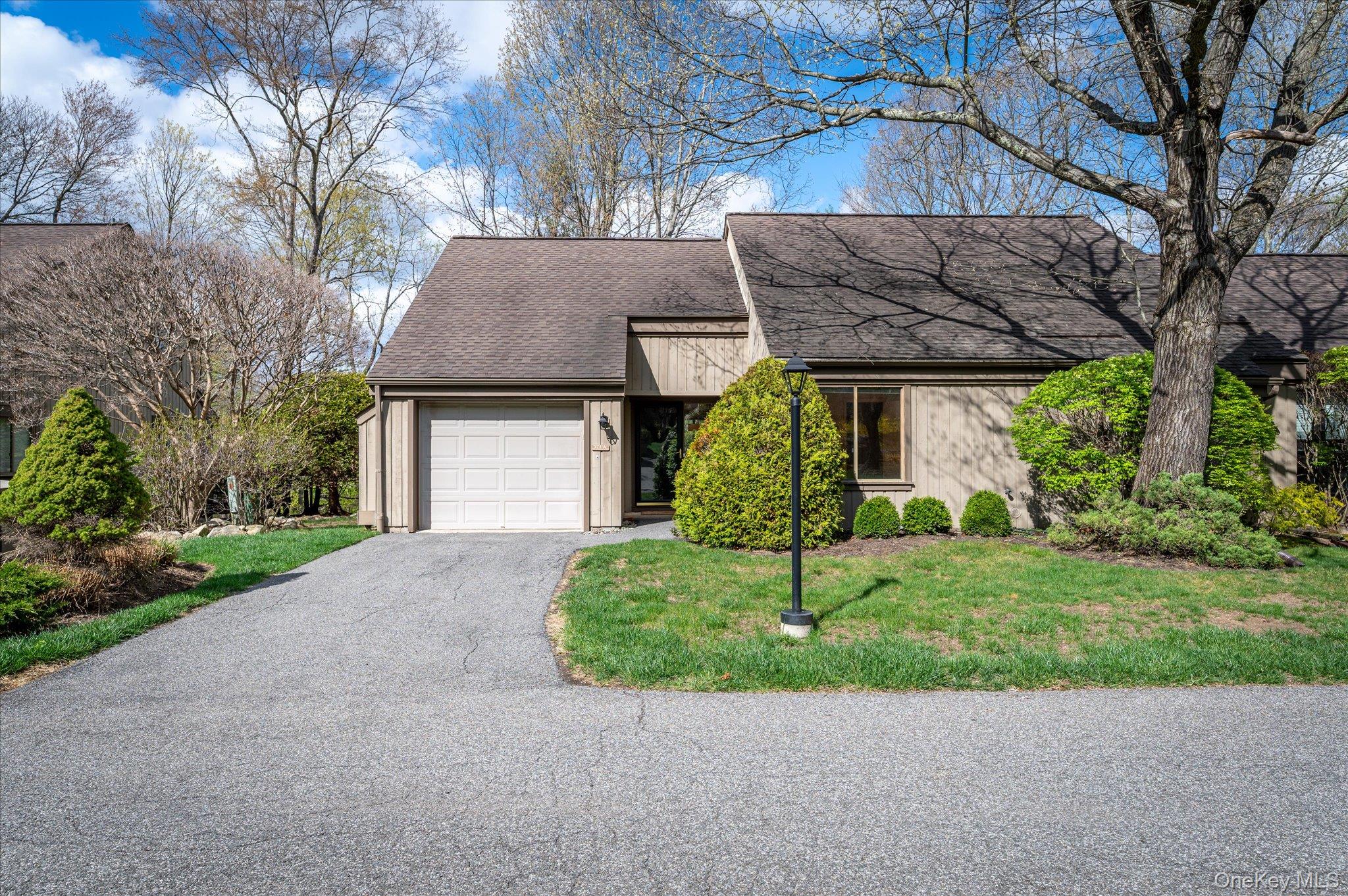 371 Heritage Hills Unit: A