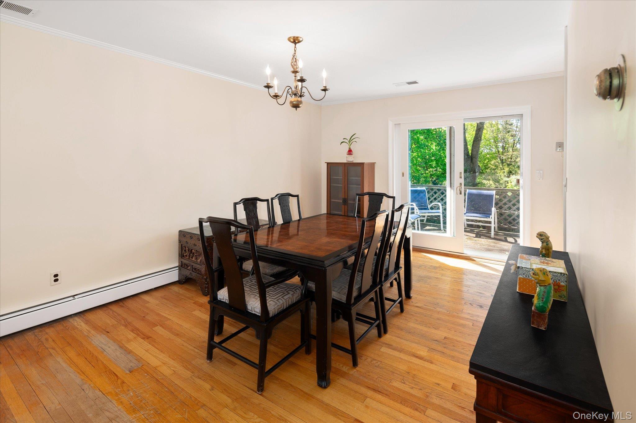 6 Amawalk Avenue