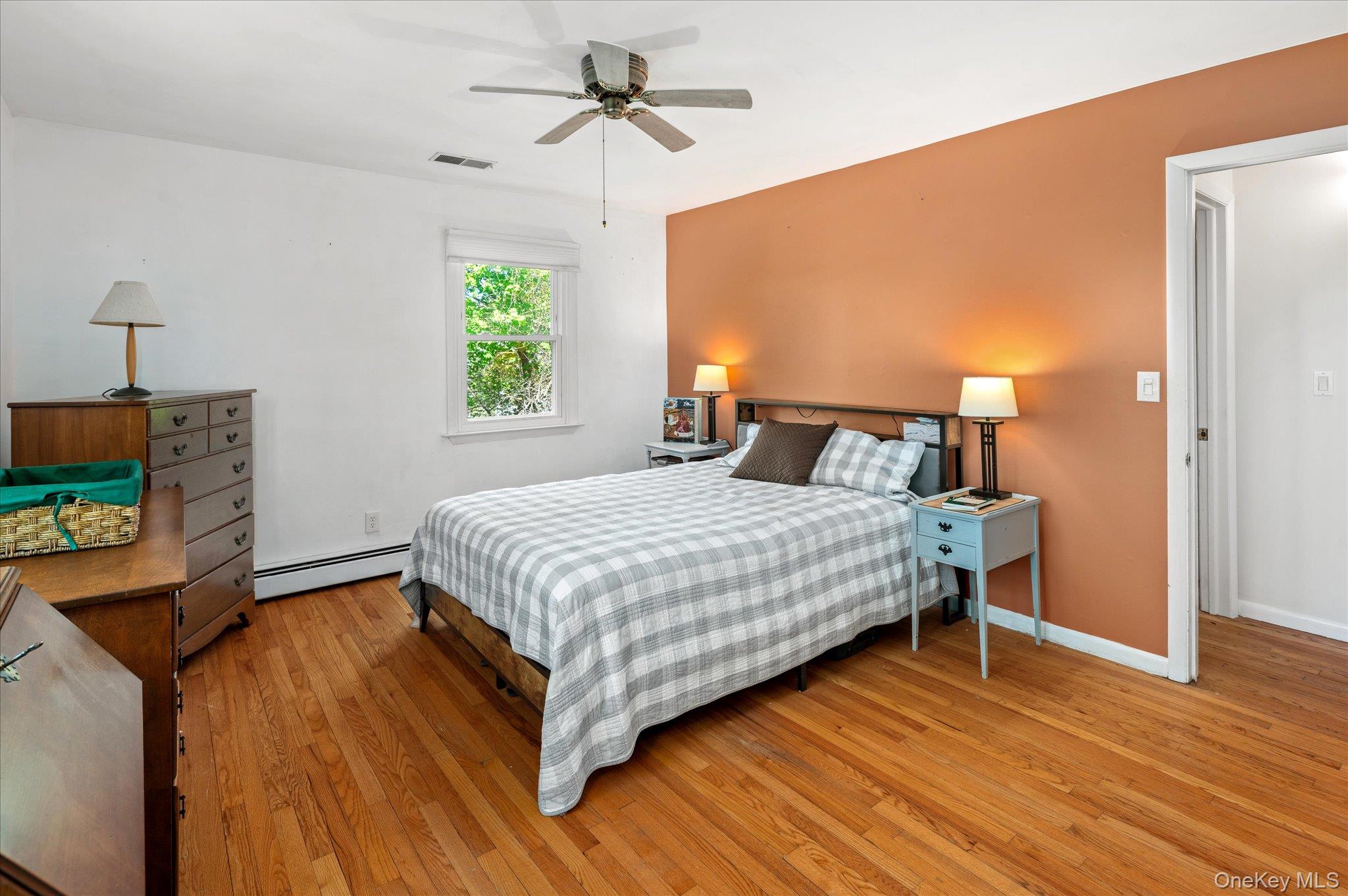 6 Amawalk Avenue