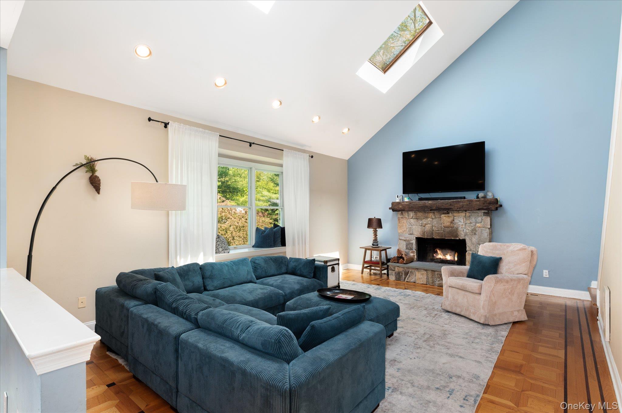 1 Woolen Court