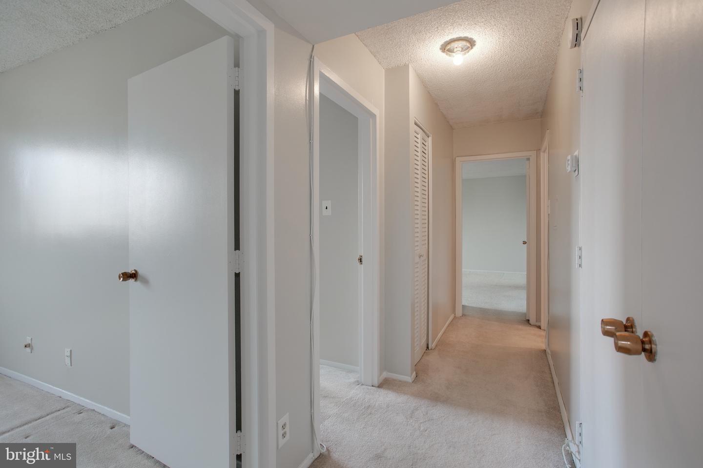 3800 Fairfax Dr #702