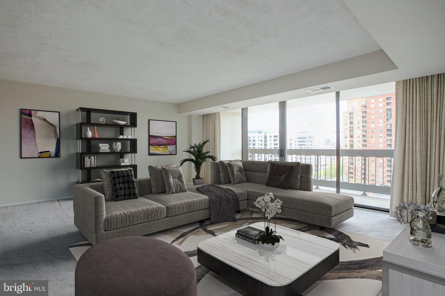 3800 Fairfax Dr #702