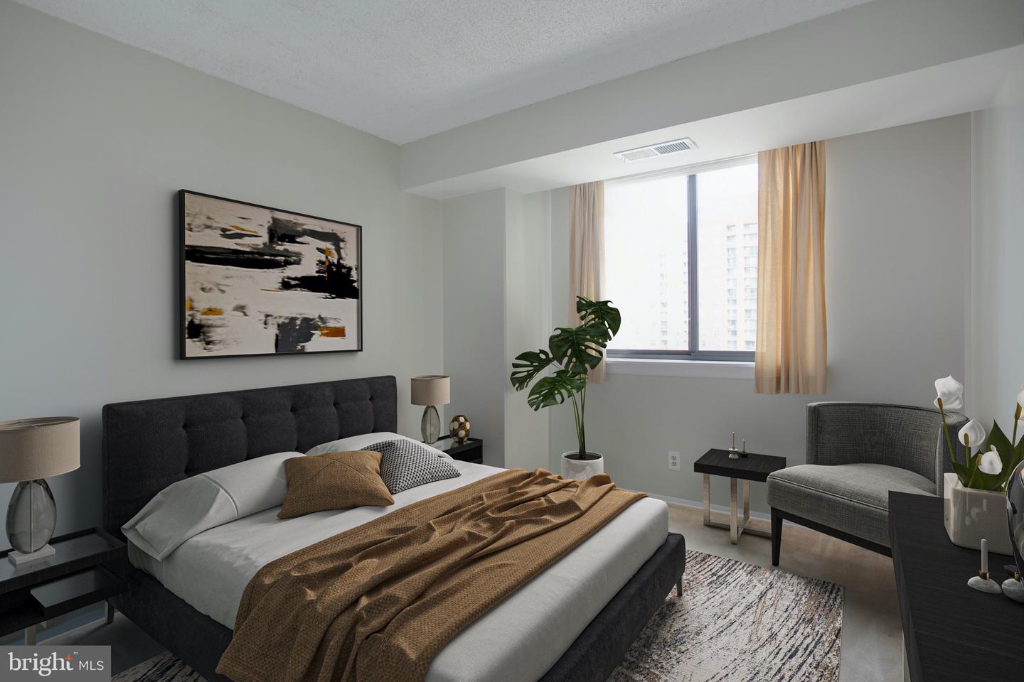 3800 Fairfax Dr #702