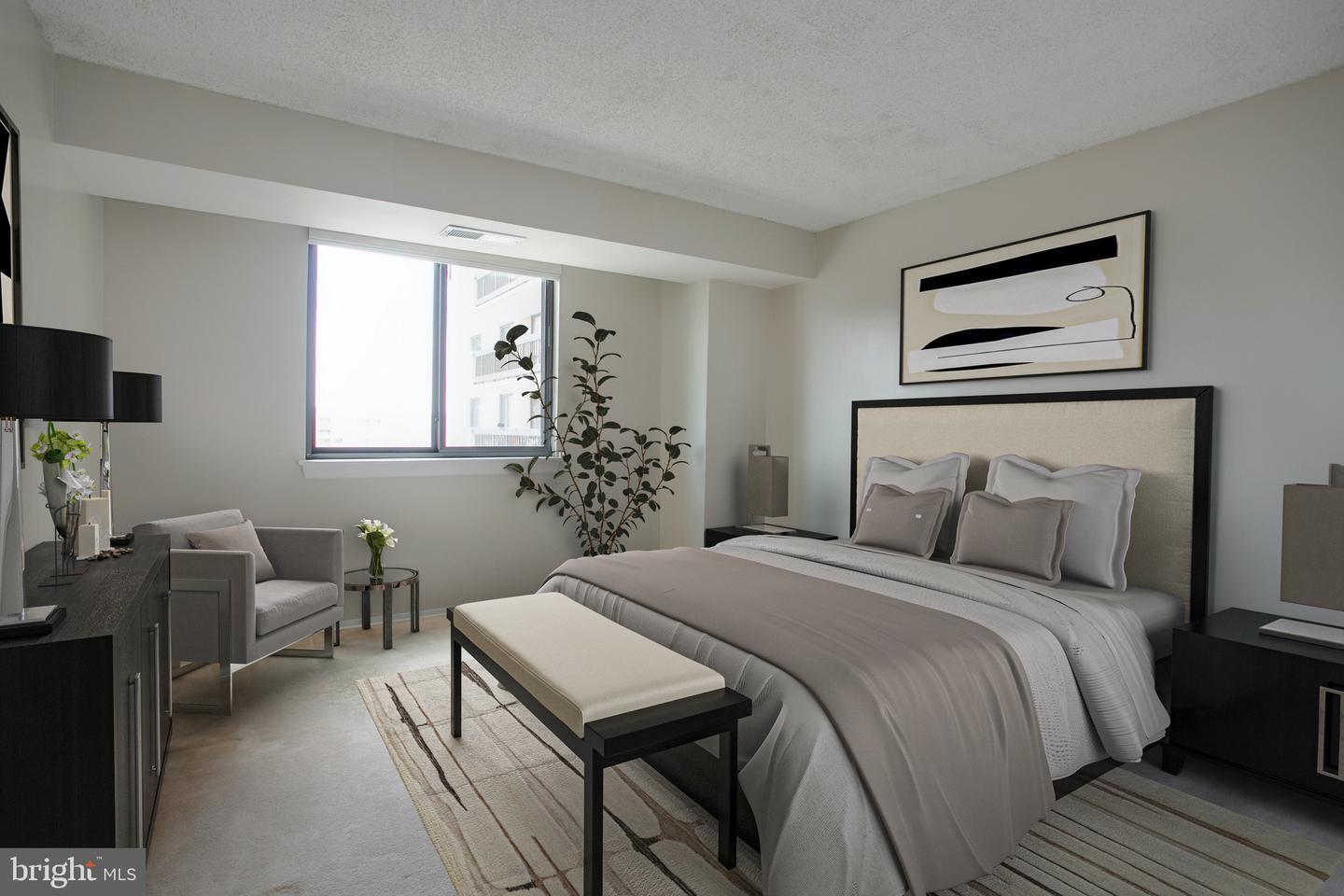 3800 Fairfax Dr #702