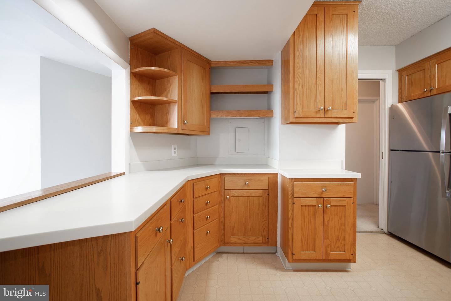 3800 Fairfax Dr #702