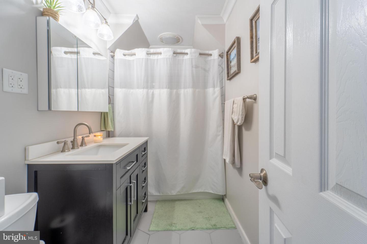 4201 Cherry Hill Rd #705