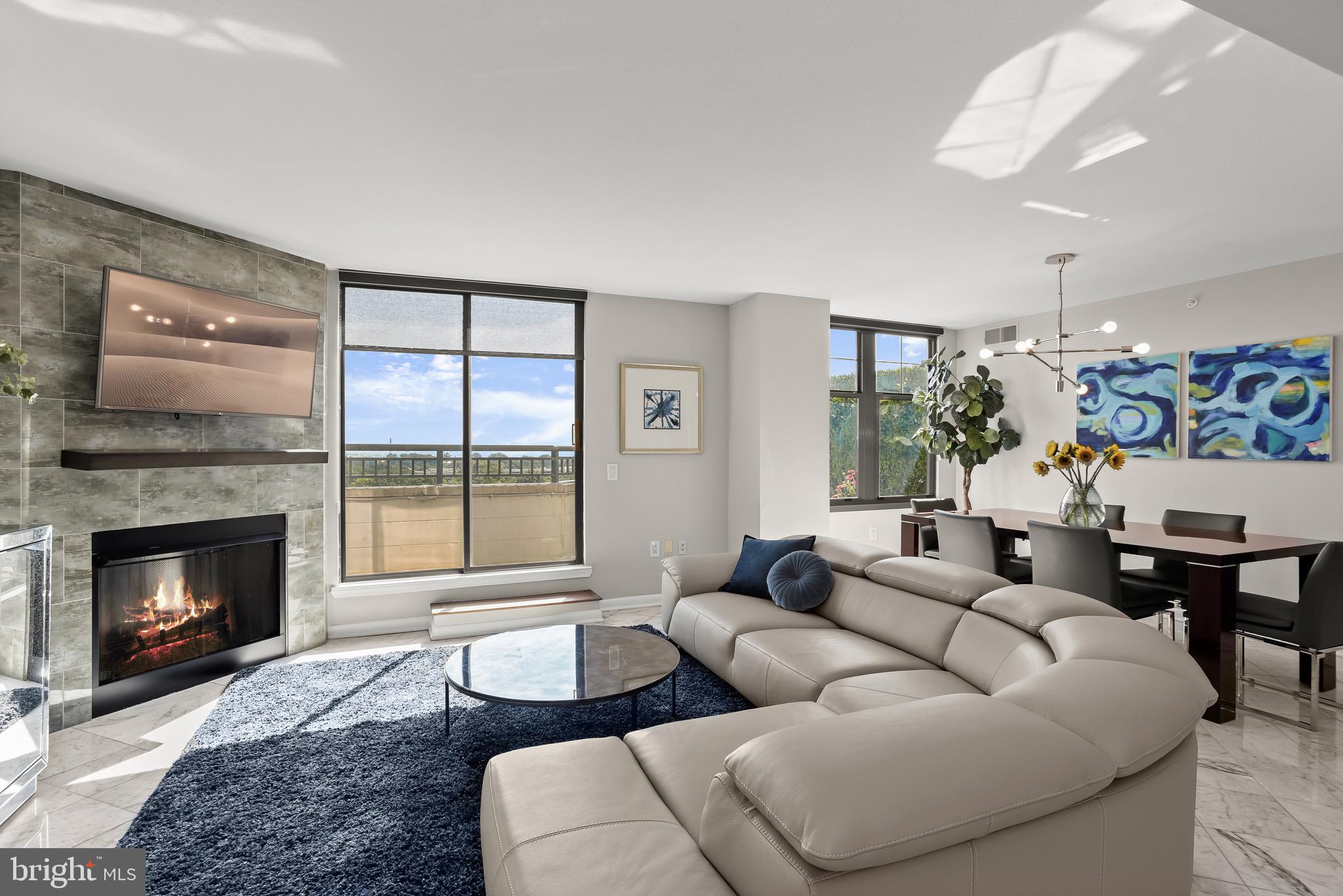 1021 N Garfield St #1032