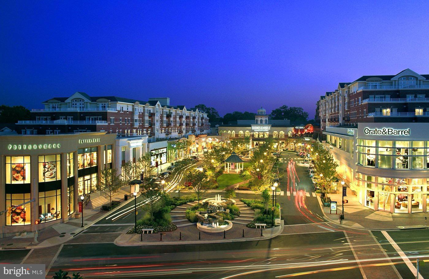 1021 N Garfield St #1032