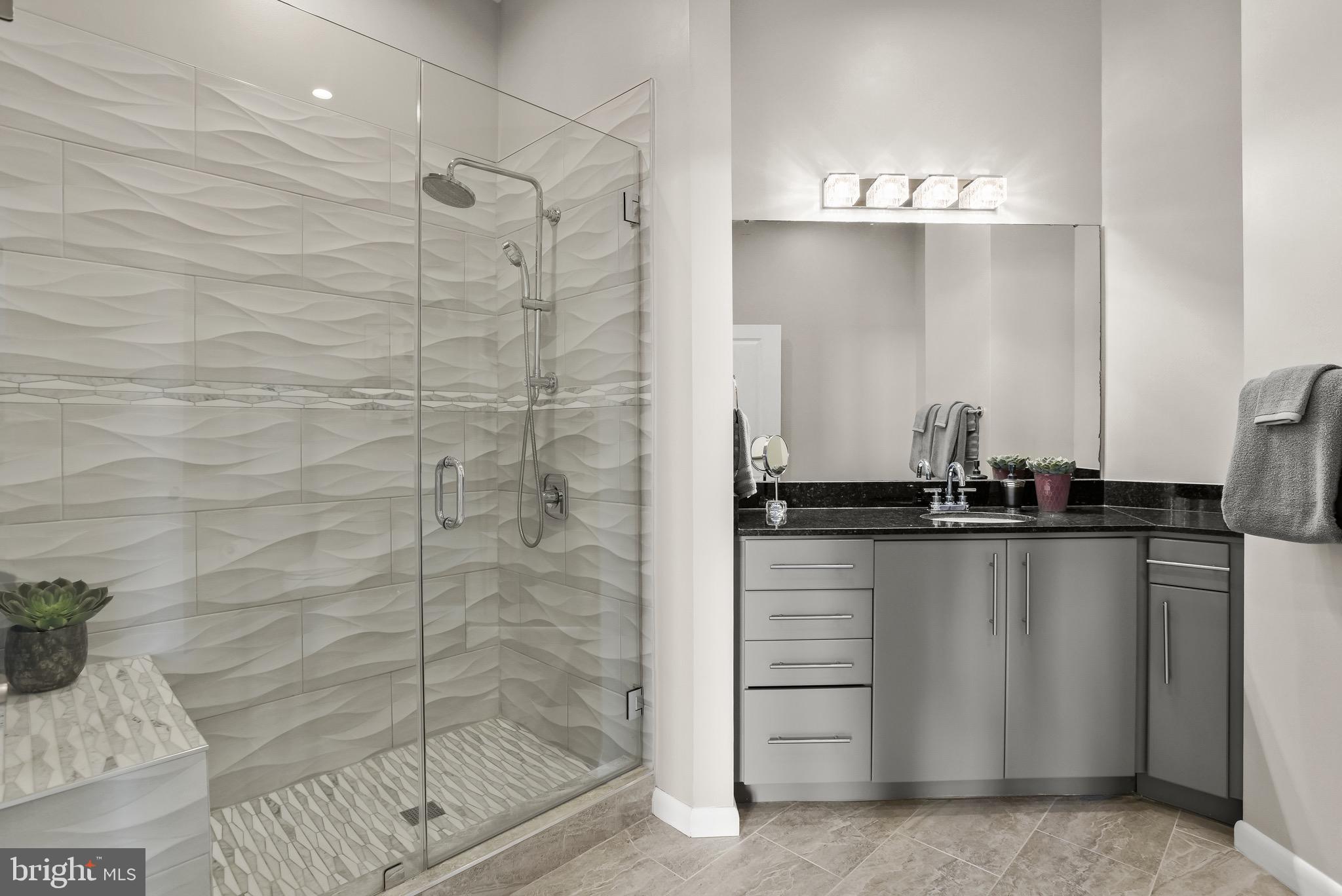 1021 N Garfield St #1032