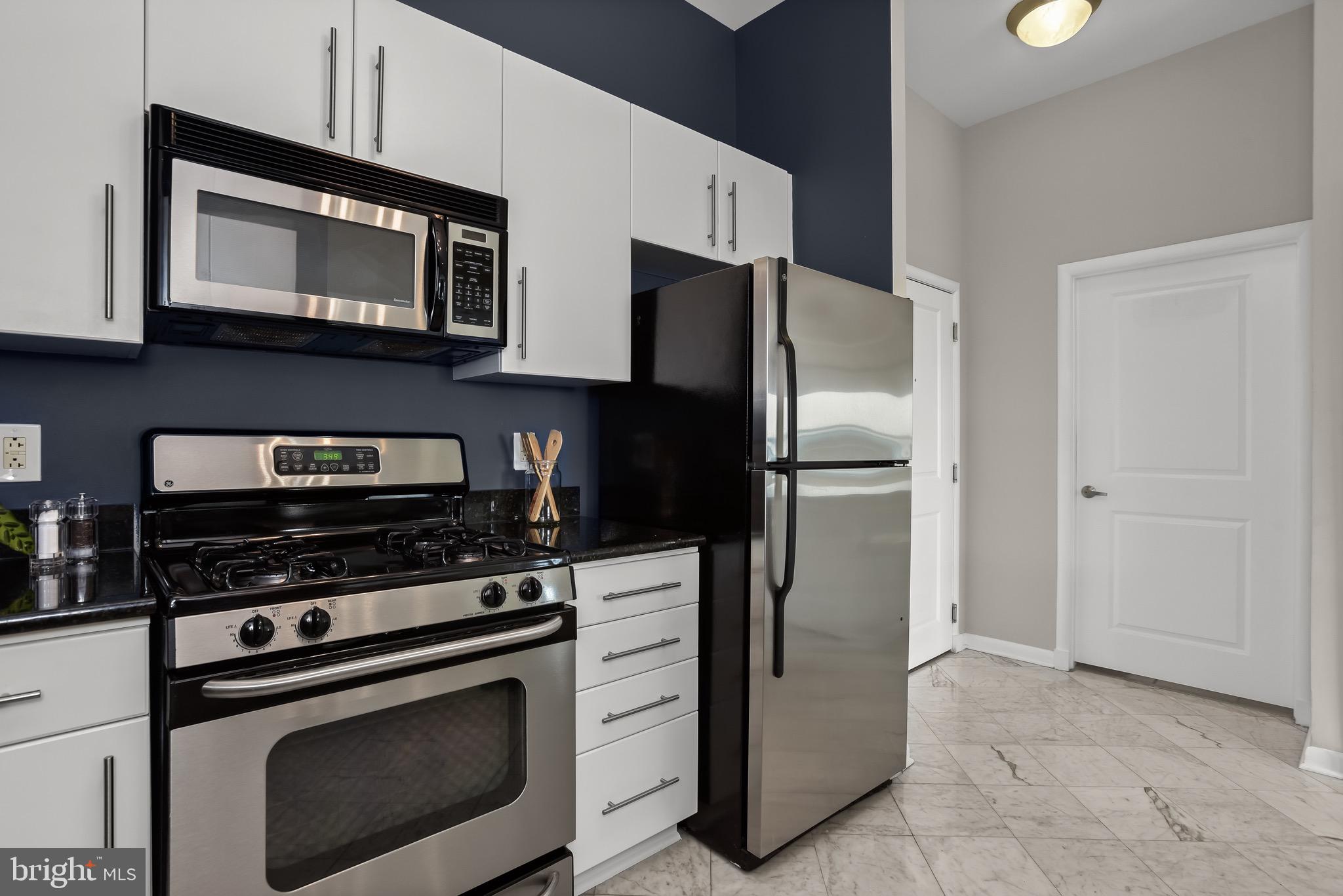 1021 N Garfield St #1032