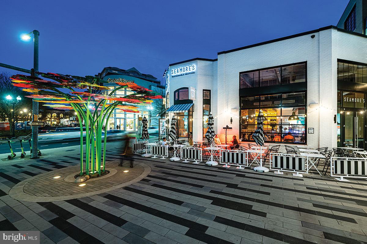 1021 N Garfield St #1032