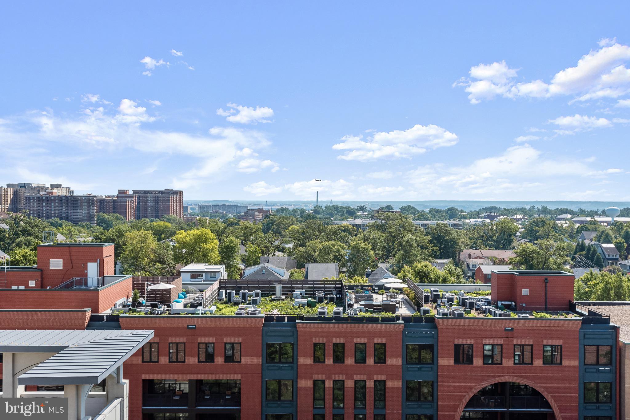 1021 N Garfield St #1032