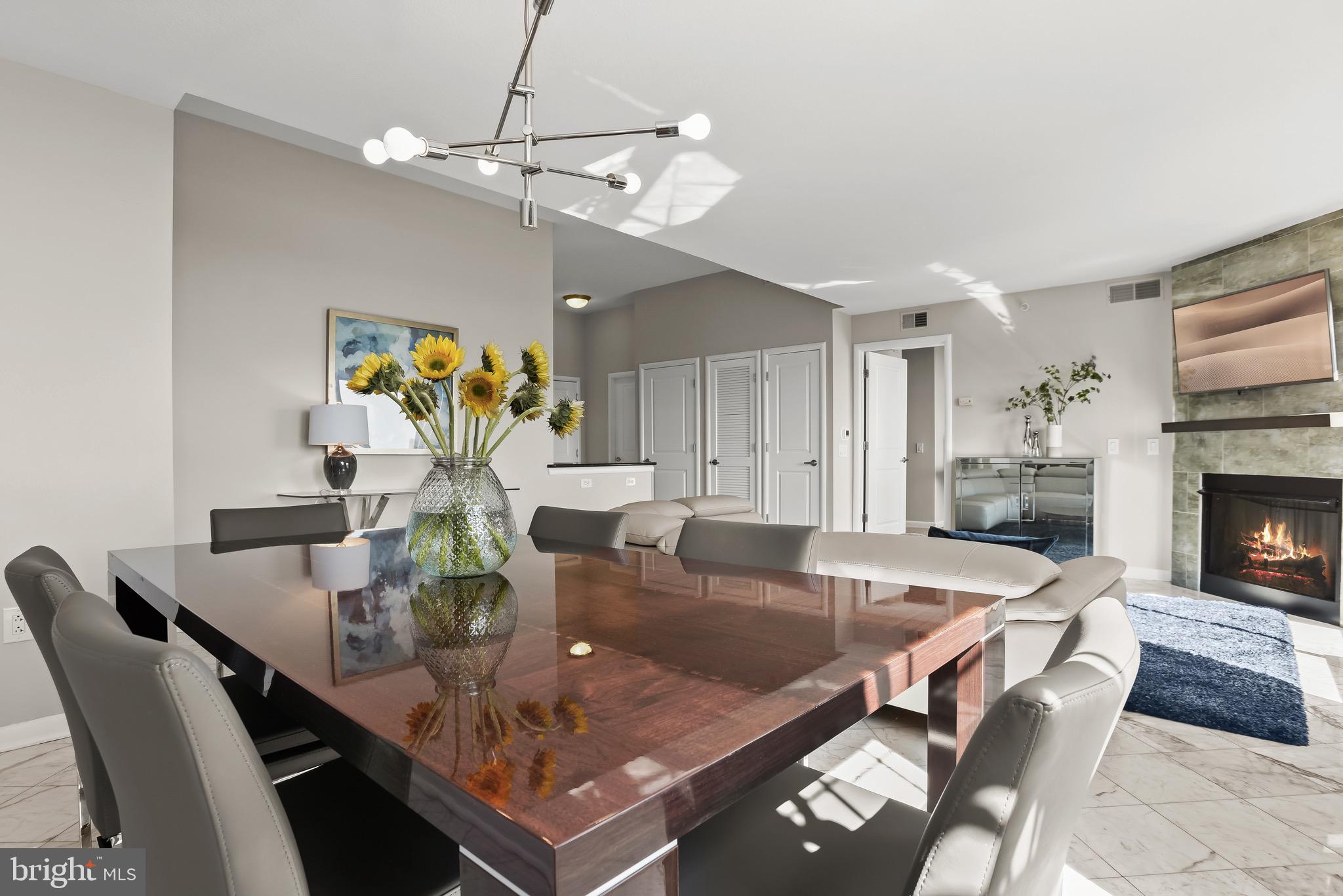 1021 N Garfield St #1032