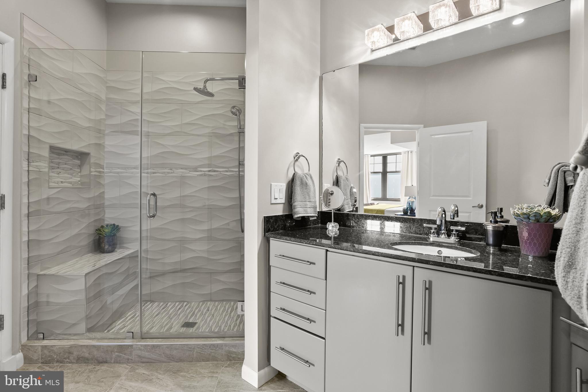 1021 N Garfield St #1032