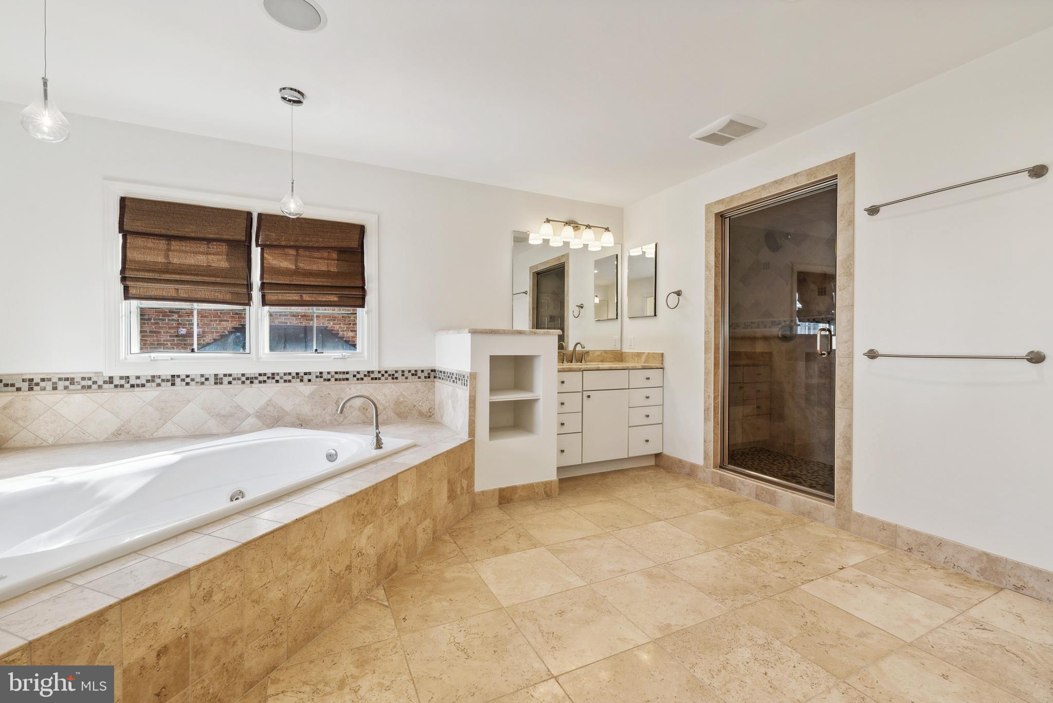 3017 N DICKERSON STREET