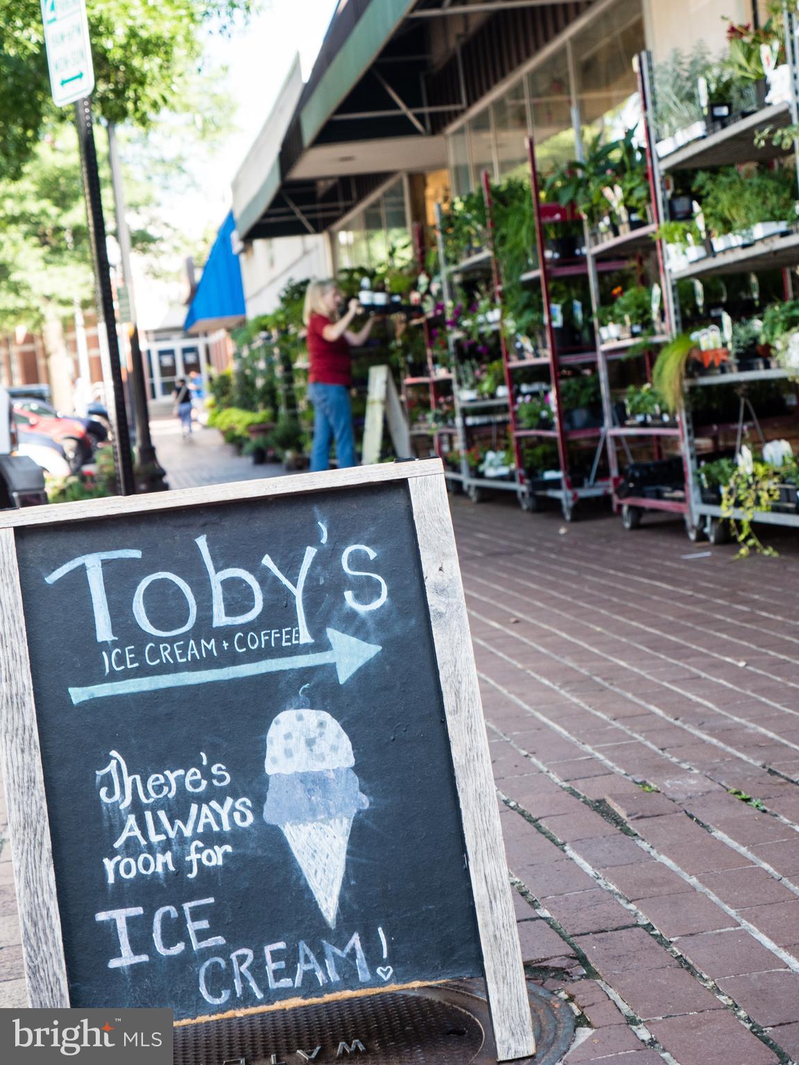 6335 Washington Blvd