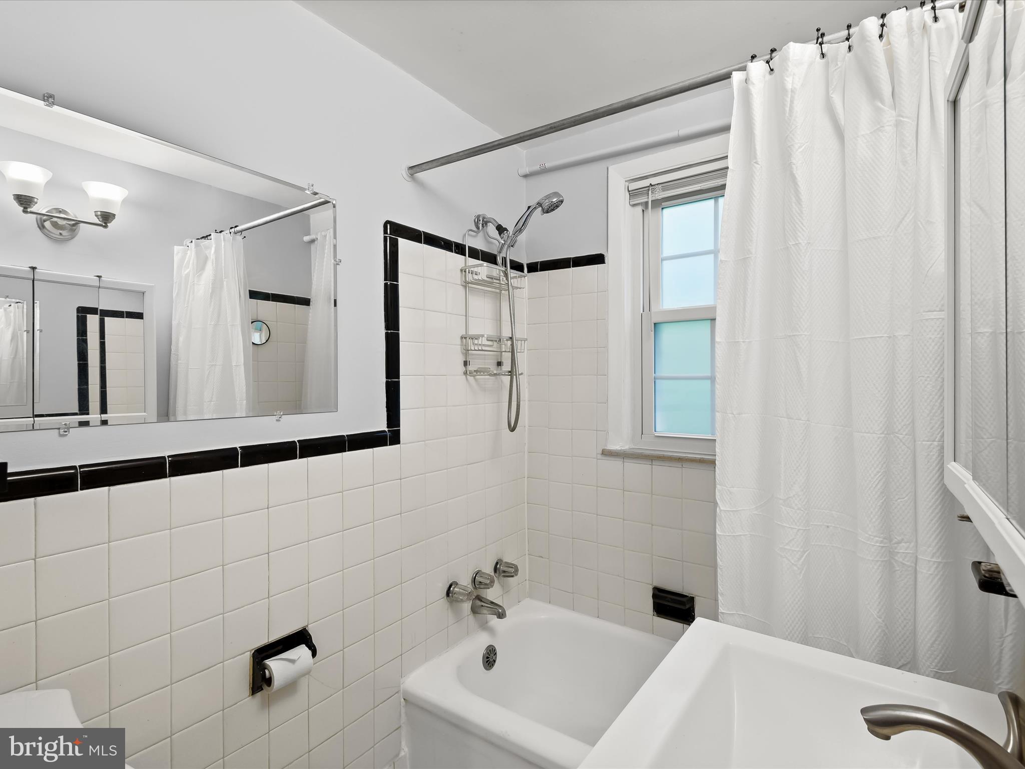 706 S Arlington Mill Dr #18203